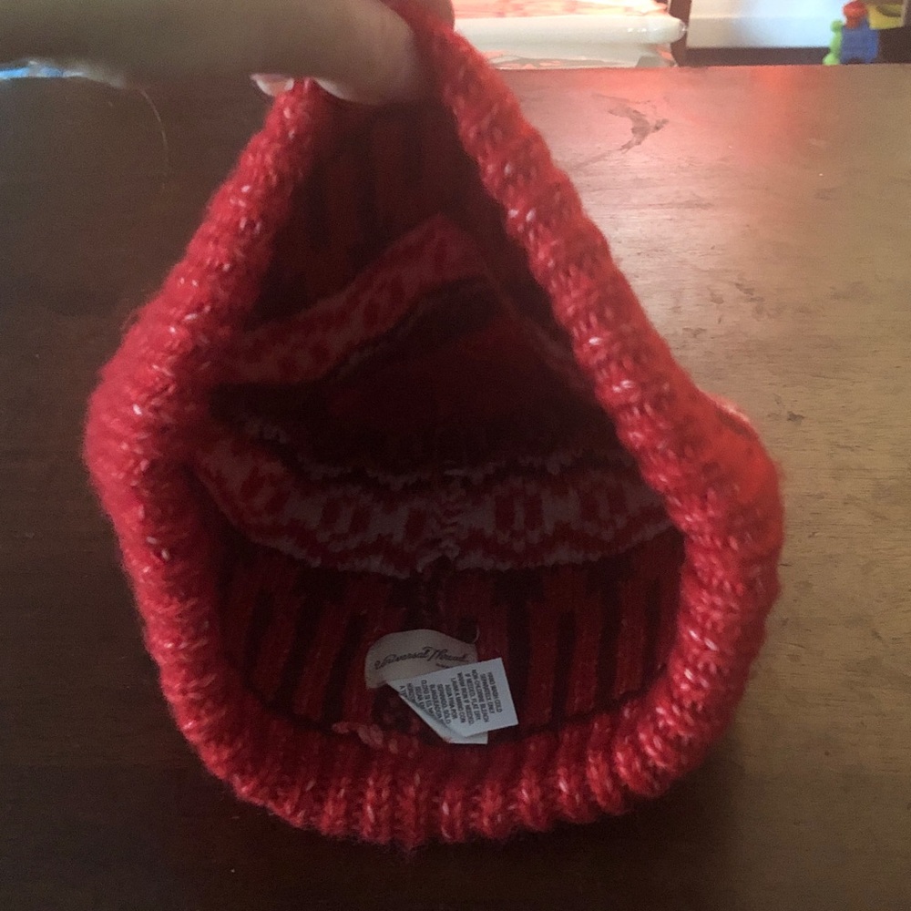 🚚 Universal Thread Red Knit Beanie - Picture 4 of 6
